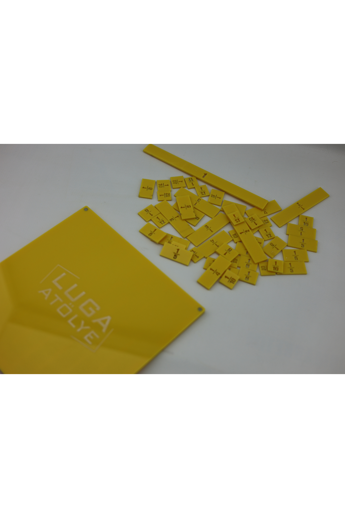 Luga Atölye Matematik Kesir Eğitim Seti & Eğlenceli Matematik Öğrenme - Sarı Luga Atölye Matematik Kesir Eğitim Seti & Eğlenceli Matematik Öğrenme - Sarı